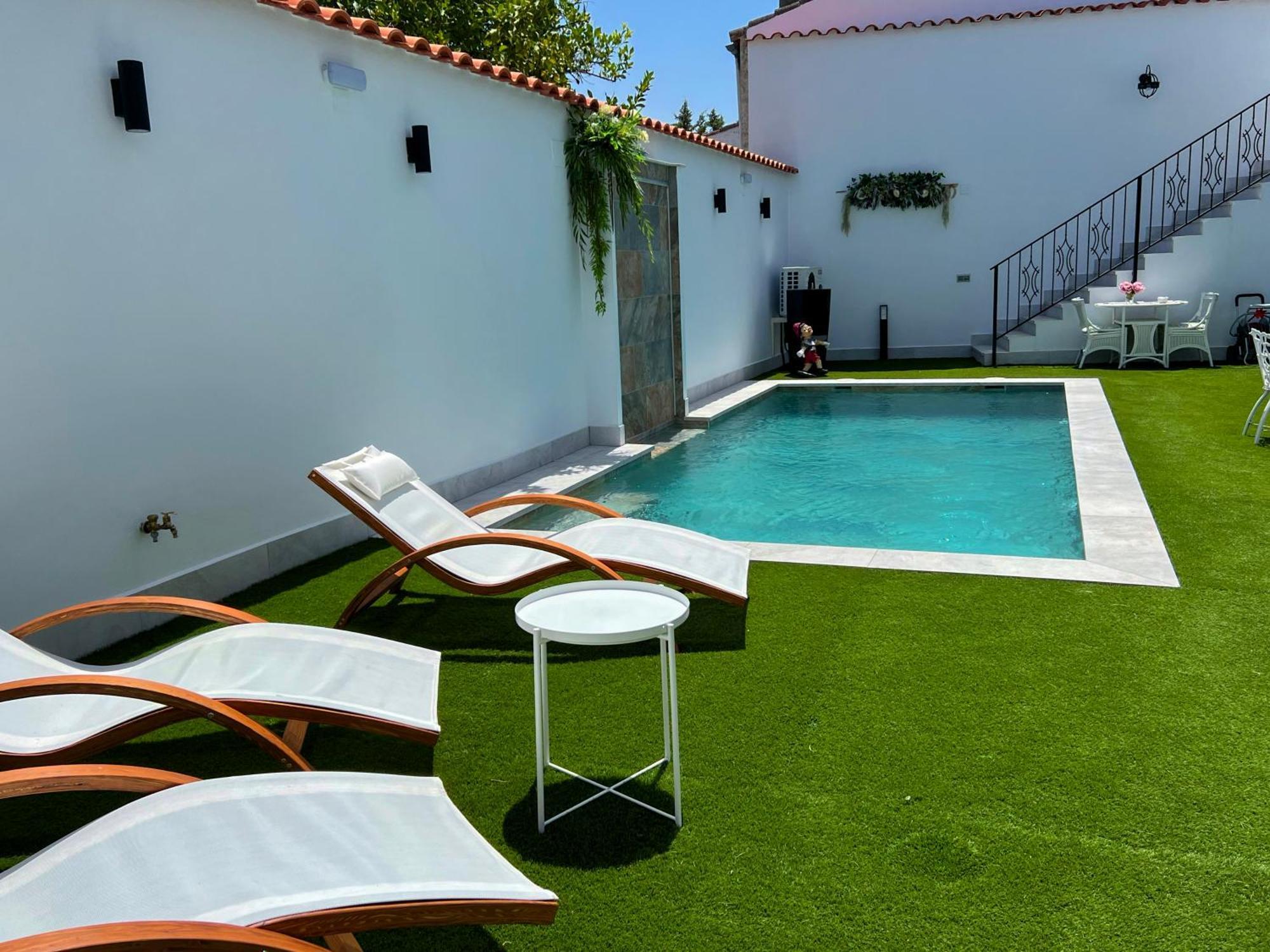 Hotel Boutique Iulia 5 Estrellas Medina de las Torres Luaran gambar